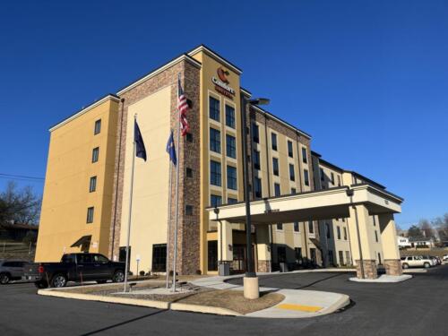 Comfort Inn And Suites Hotel